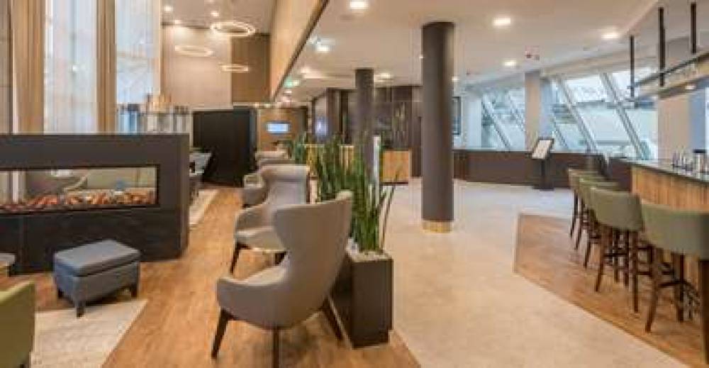 HILTON GARDEN INN FRANKFURT CITY CE 3