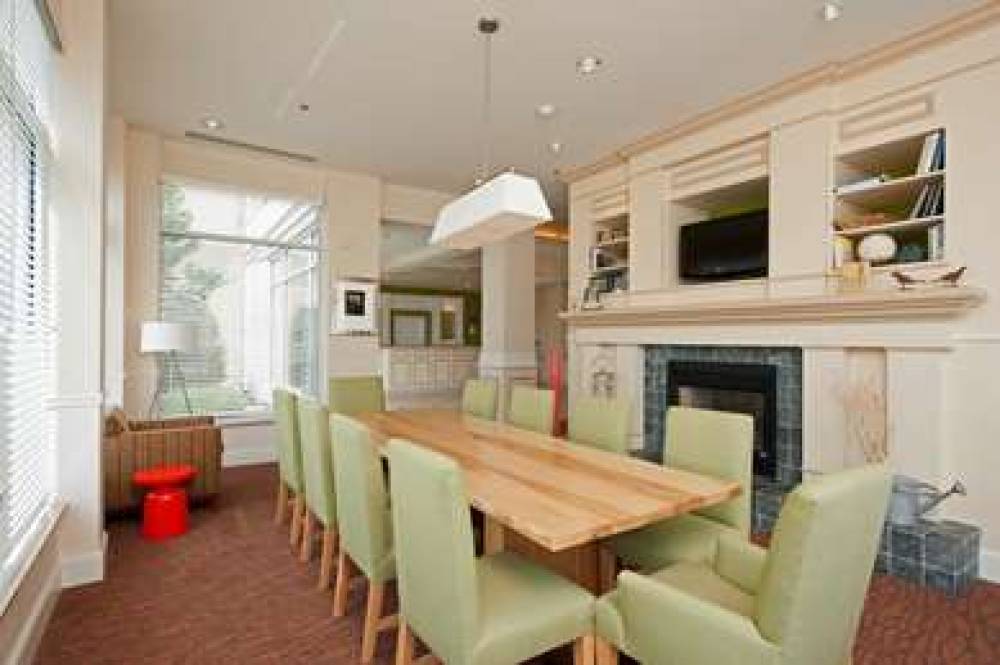 Hilton Garden Inn Grand Forks/UND 2