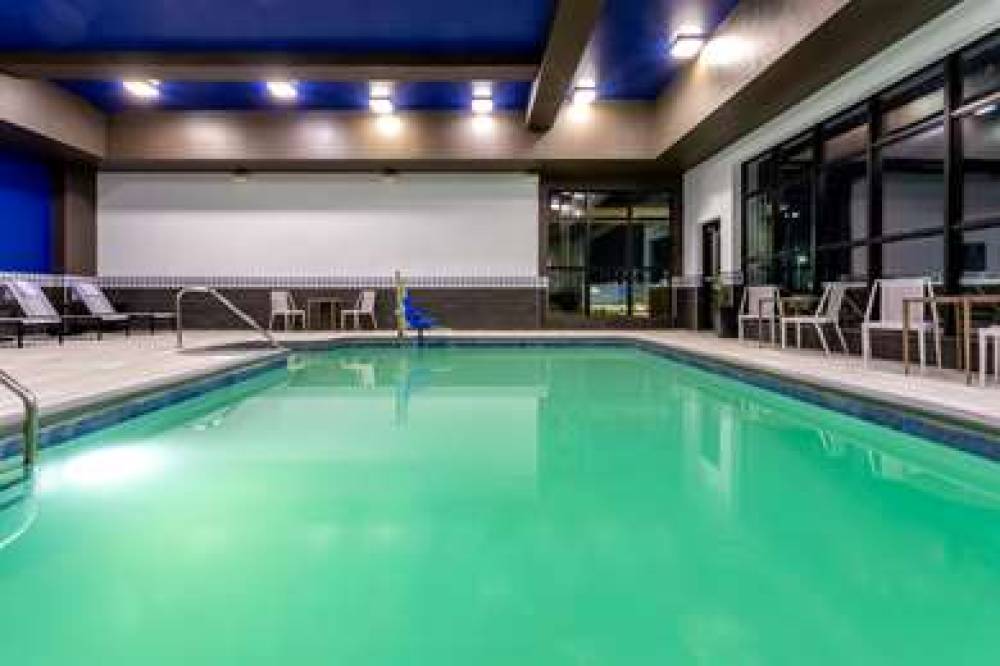HILTON GARDEN INN HAYS 8