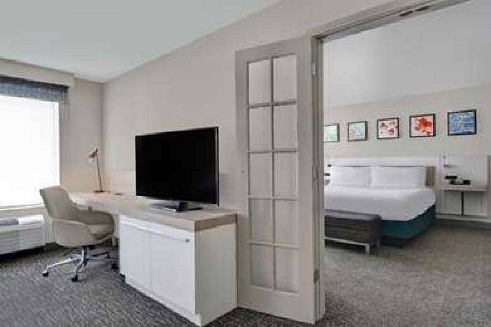 Hilton Garden Inn Jacksonville JTB/Deerwood Park 5