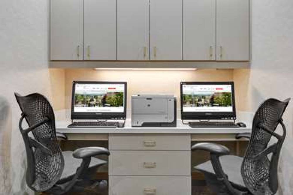 Hilton Garden Inn Jacksonville JTB/Deerwood Park 7