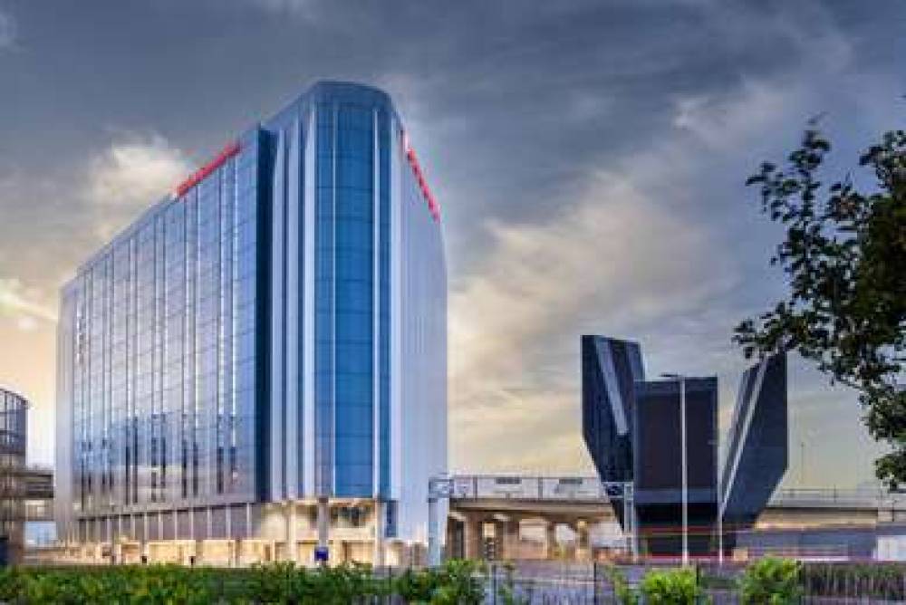 HILTON GARDEN INN LONDON HEATHROW 1