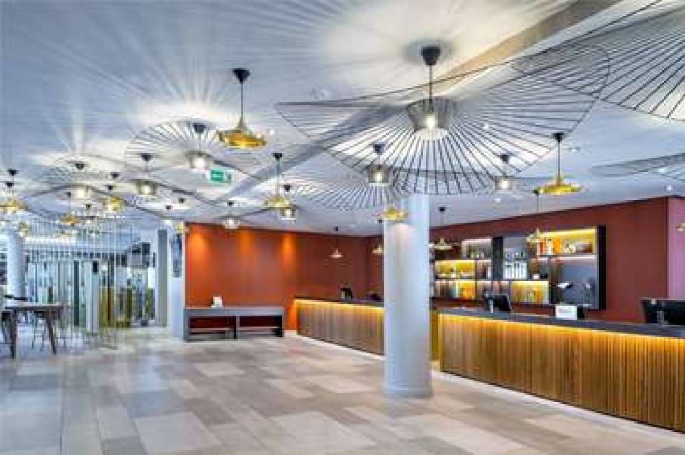 HILTON GARDEN INN LONDON LHR 4