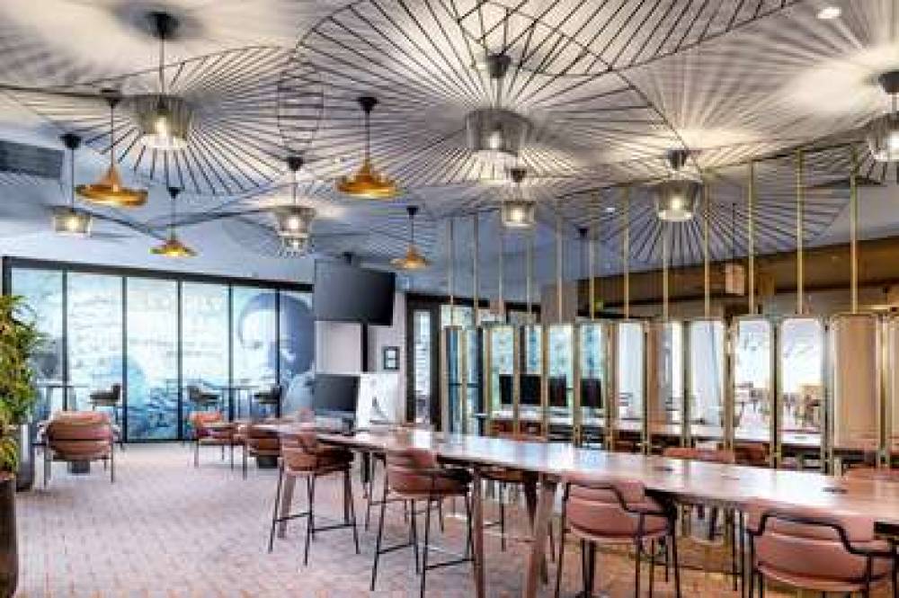 HILTON GARDEN INN LONDON LHR 3
