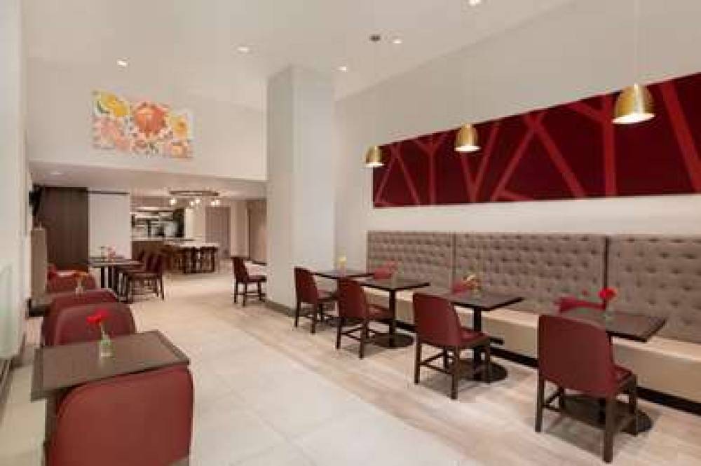 Hilton Garden Inn Long Island City New York 8