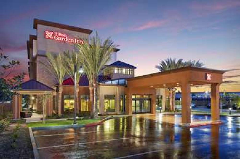 Hilton Garden Inn Los Angeles/Redondo Beach 2