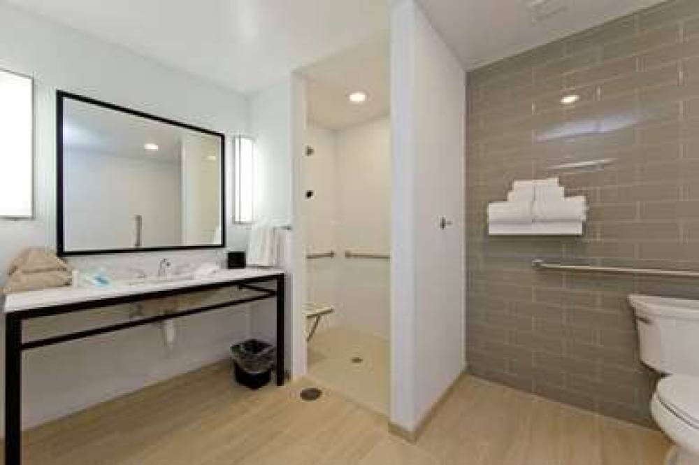 HILTON GARDEN INN MARTINSBURG 3