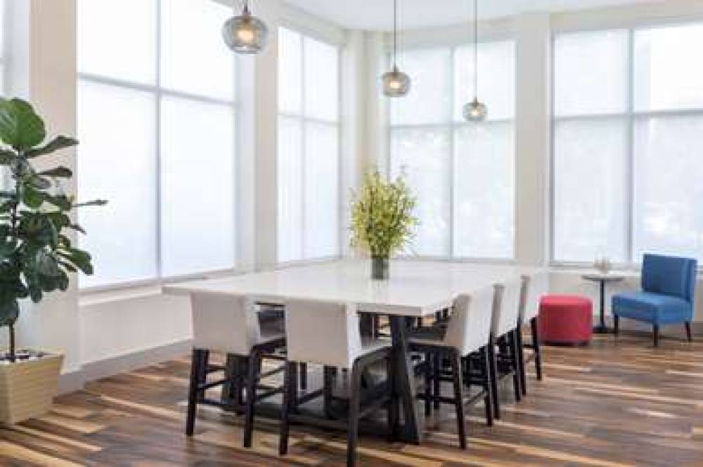 Hilton Garden Inn Miami Airport West 4