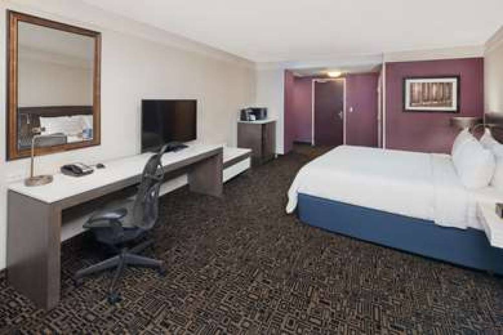Hilton Garden Inn Montreal Centre-Ville 10
