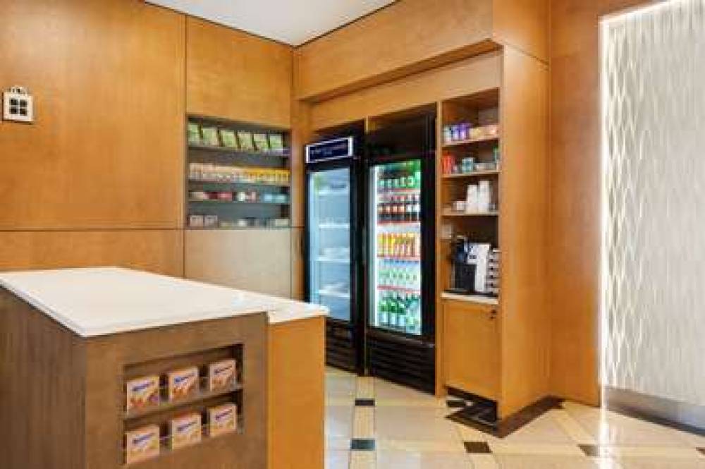 Hilton Garden Inn Montreal Centre-Ville 5