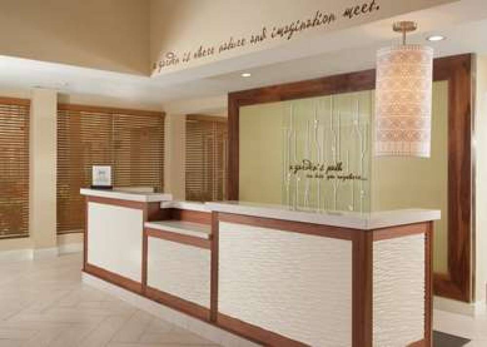 Hilton Garden Inn Orlando Airport 6