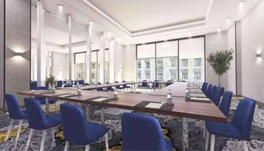 HILTON GARDEN INN PAVELETSKAYA 5