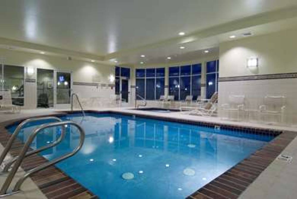 Hilton Garden Inn Seattle North/Everett, WA 6