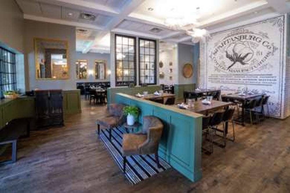 HILTON GARDEN INN SPARTANBURG 8