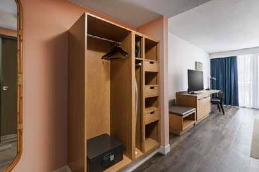 HILTON GARDEN INN ST. PETE BEACH 10