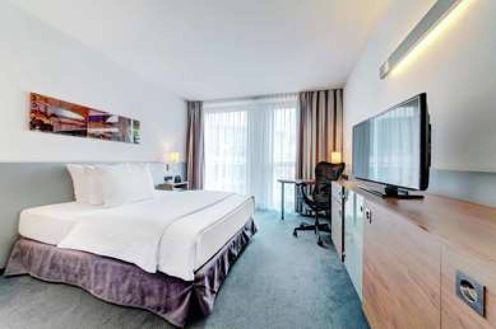 Hilton Garden Inn Stuttgart Neckarpark 6