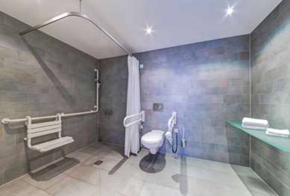 Hilton Garden Inn Stuttgart Neckarpark 7