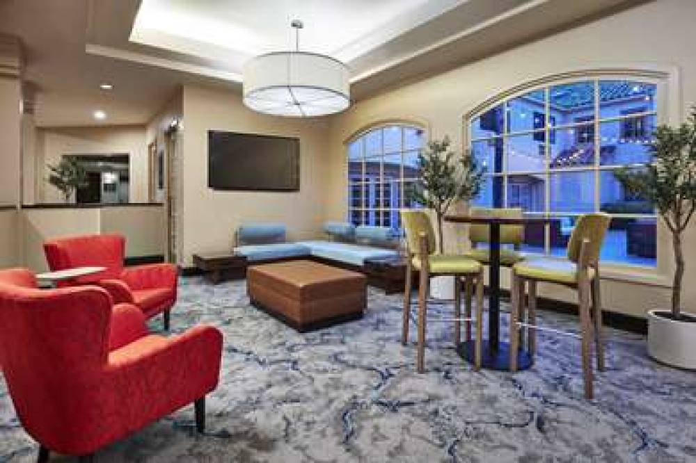 Hilton Garden Inn Valencia Six Flags 5