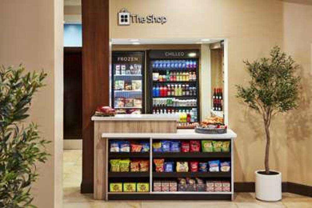 Hilton Garden Inn Valencia Six Flags 10
