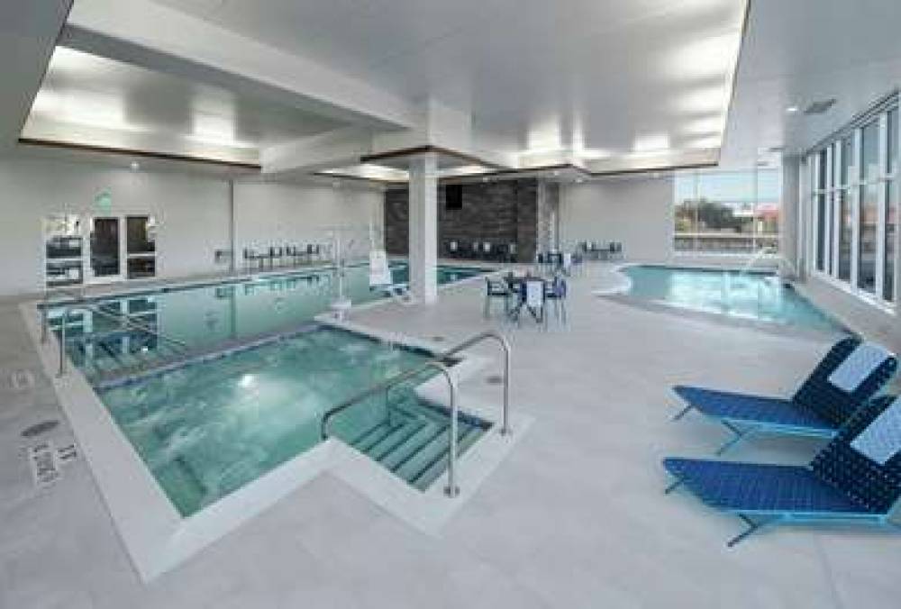 HILTON GARDEN INN WAUSAU, WI 9