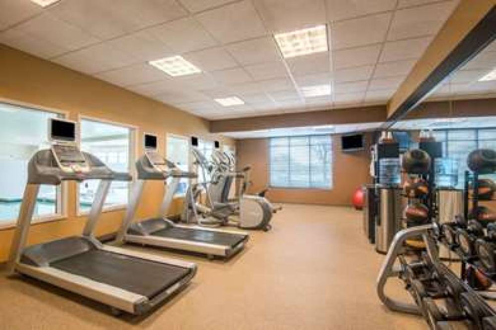 Hilton Garden Inn Wichita 10