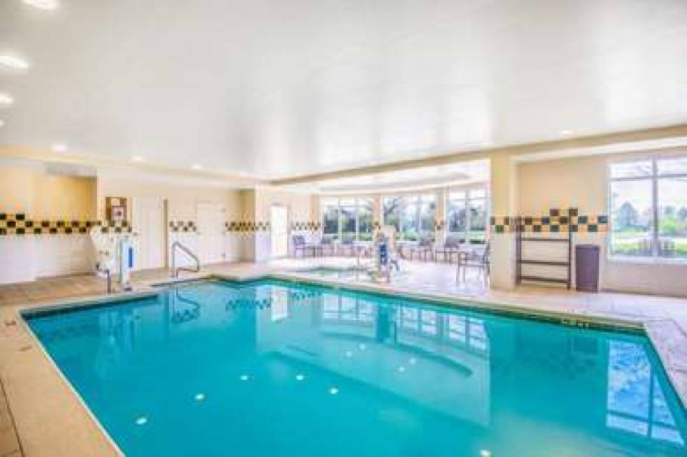 Hilton Garden Inn Wichita 6