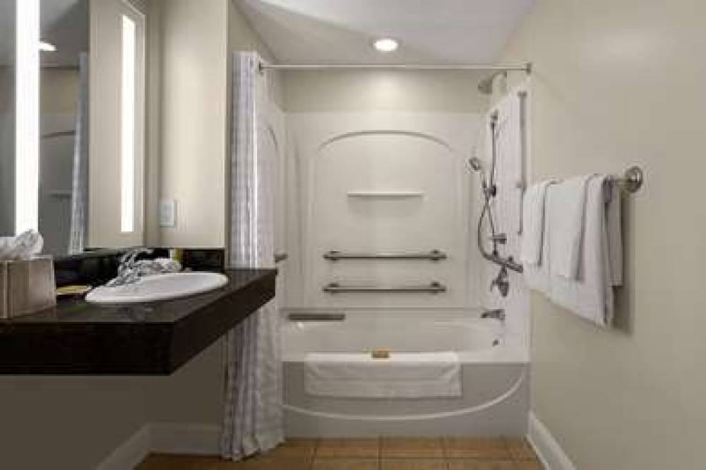 HILTON GRAND VAC ANDERSON OCEAN 7