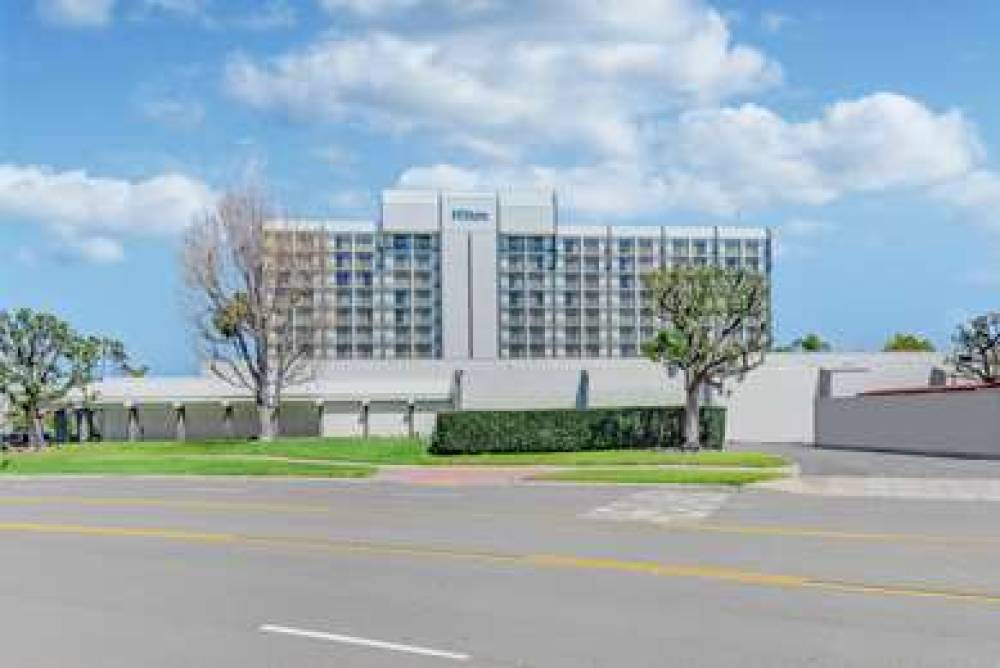 Hilton Irvine-Orange County-Airport 6