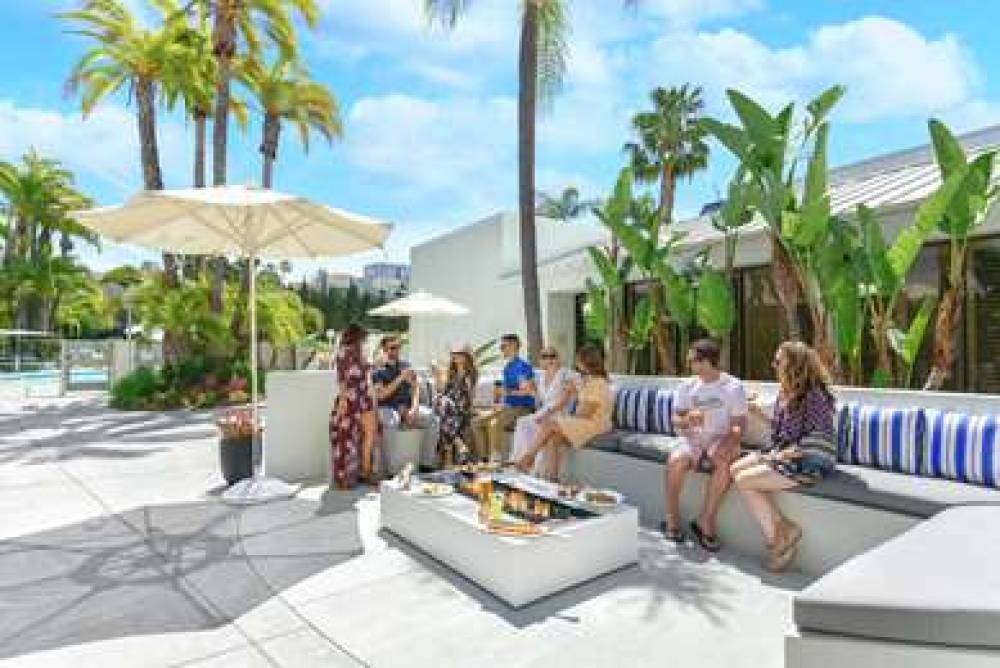 Hilton Irvine-Orange County-Airport 3