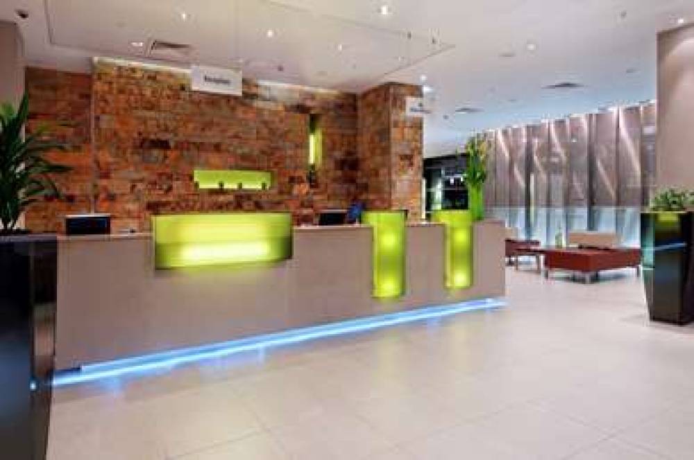HILTON LONDON CANARY WHARF 6