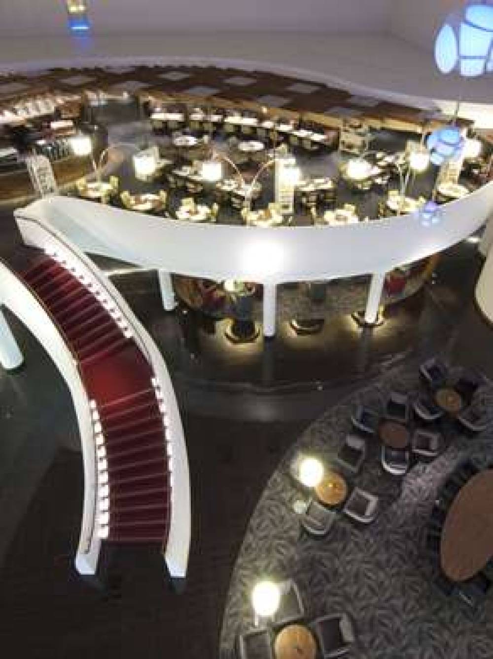 HILTON LONDON HEATHROW AIRPORT TERM 8