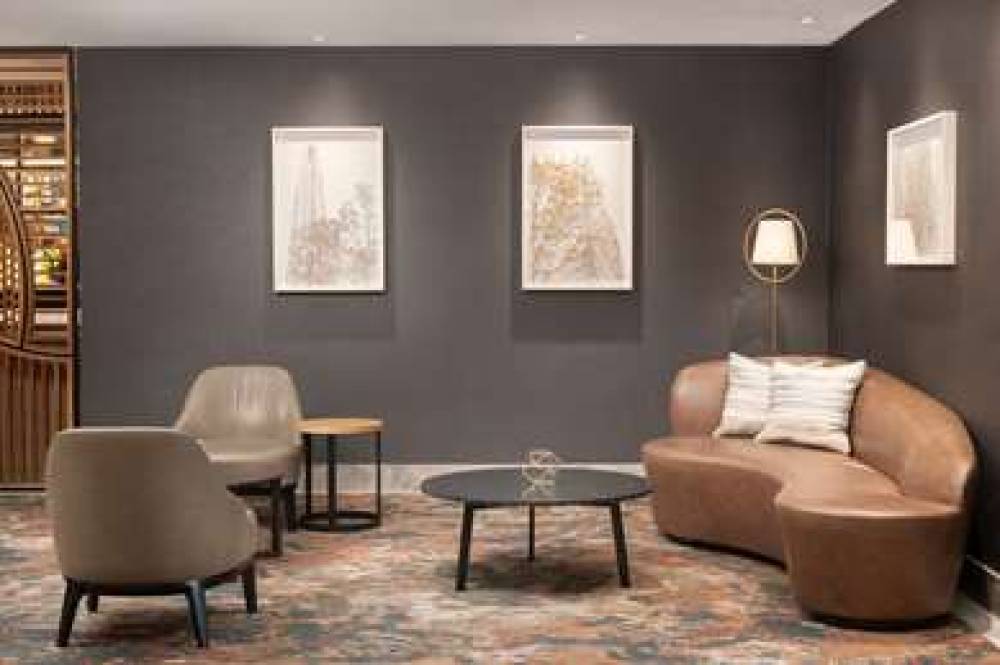 HILTON LONDON METROPOLE 4