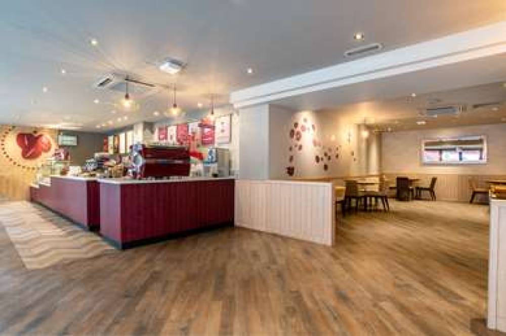 HILTON LONDON OLYMPIA 5