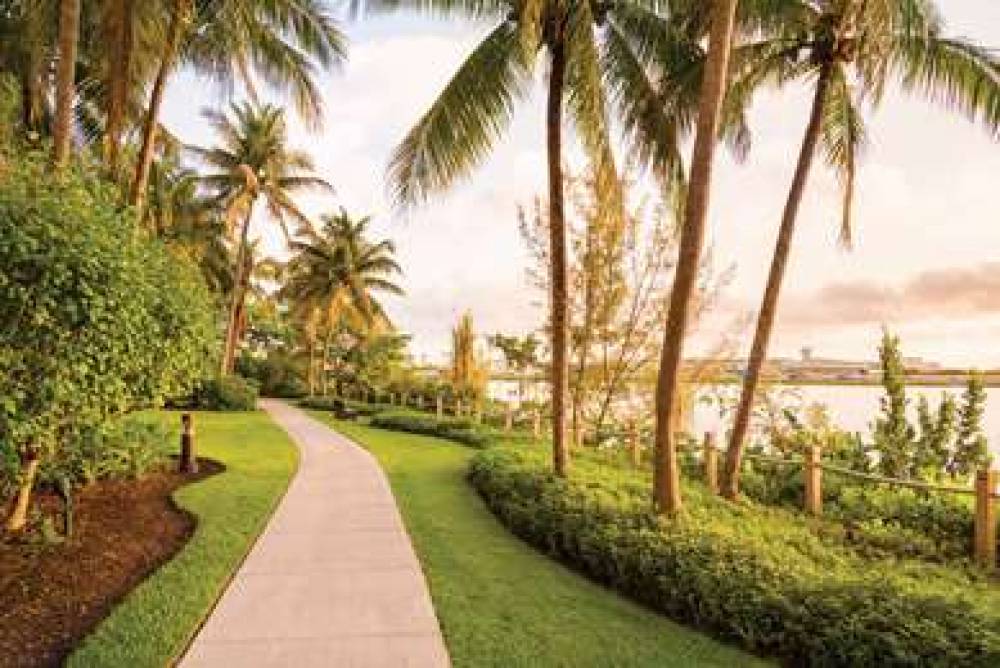 Hilton Miami Airport Blue Lagoon 3