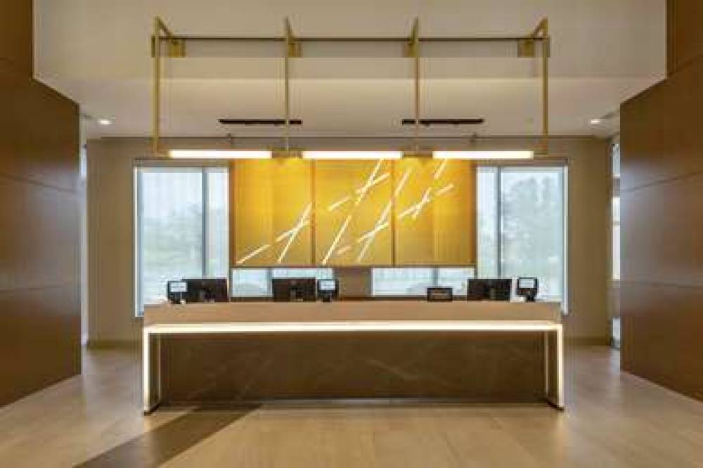 HILTON MIAMI DADELAND 6