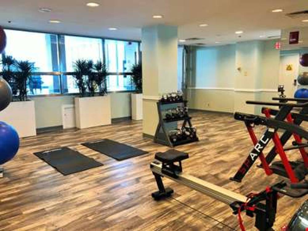 Hilton Newark Airport 7