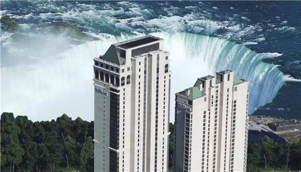 Hilton Niagara Falls/Fallsview Hotel &amp; Suites 1