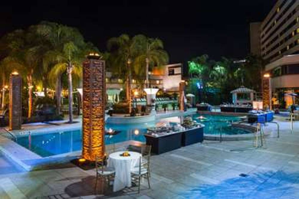 Hilton Orlando Lake Buena Vista - Disney Springs  2