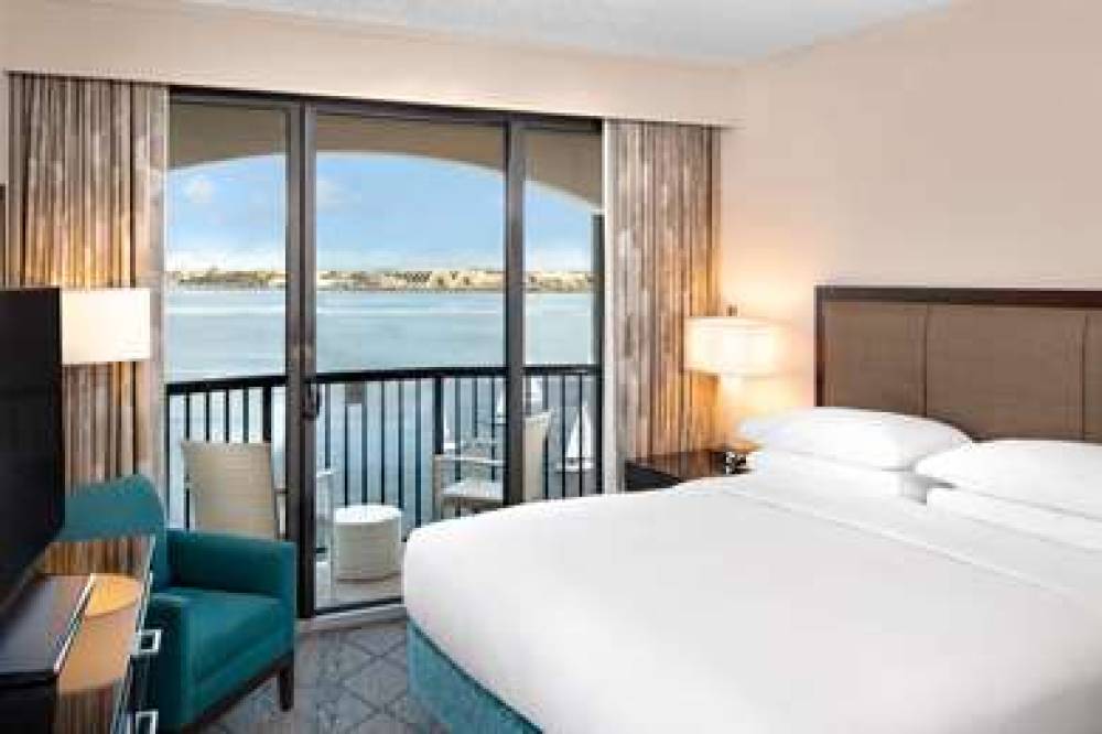Hilton San Diego Airport/Harbor Island 6