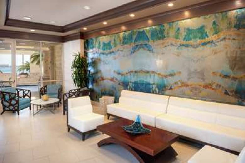 Hilton San Diego Airport/Harbor Island 8