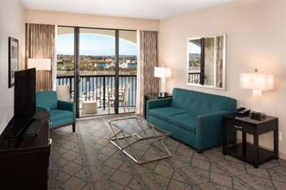 Hilton San Diego Airport/Harbor Island 5