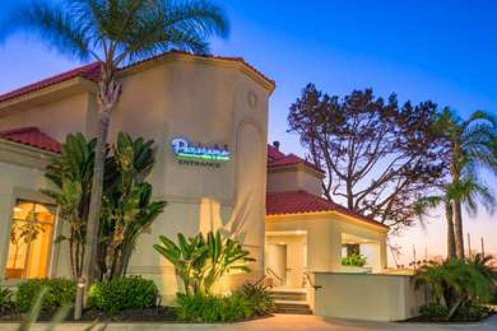 Hilton San Diego Airport/Harbor Island 9