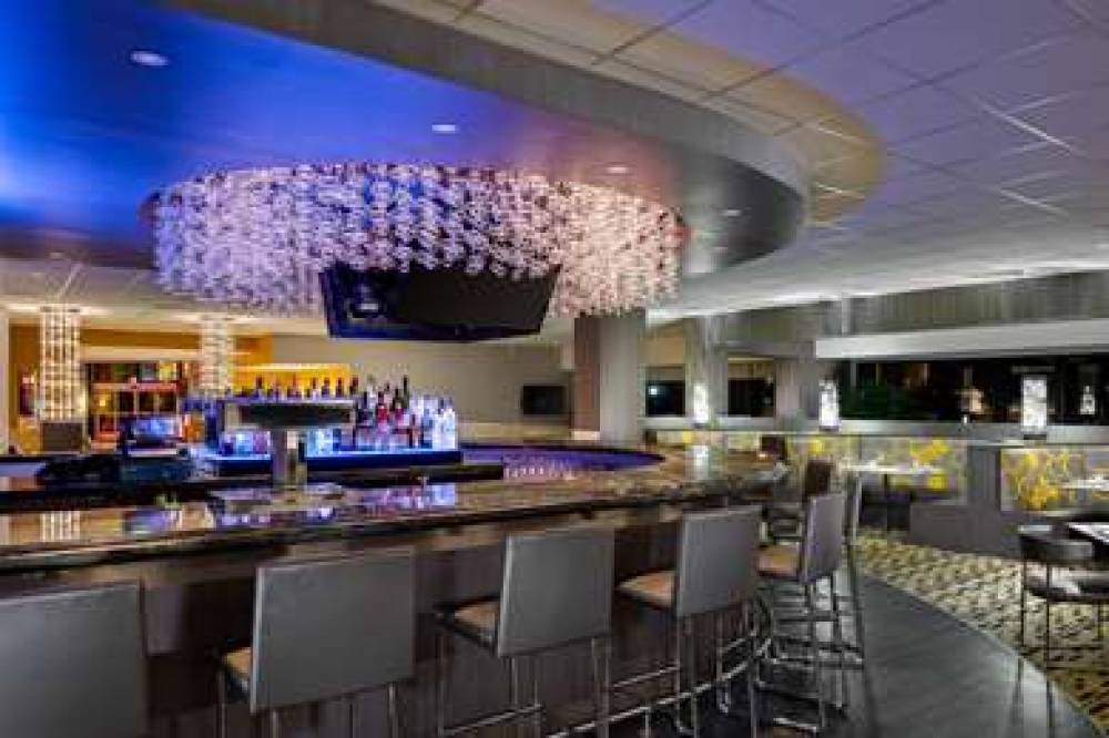 Hilton San Francisco Airport Bayfront 8