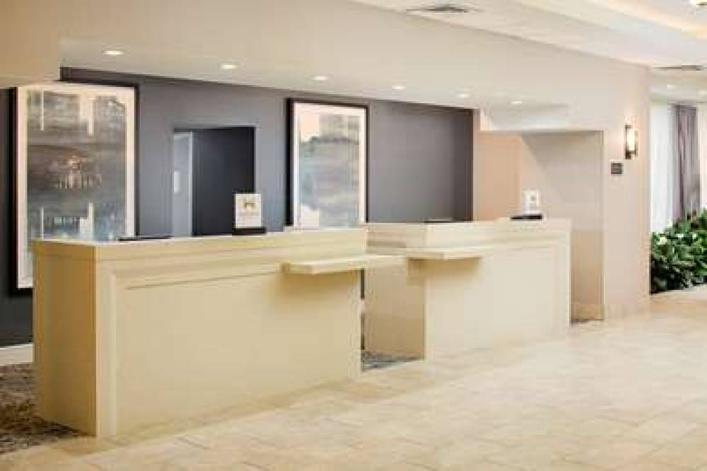 Hilton Suites Atlanta-Perimeter 3