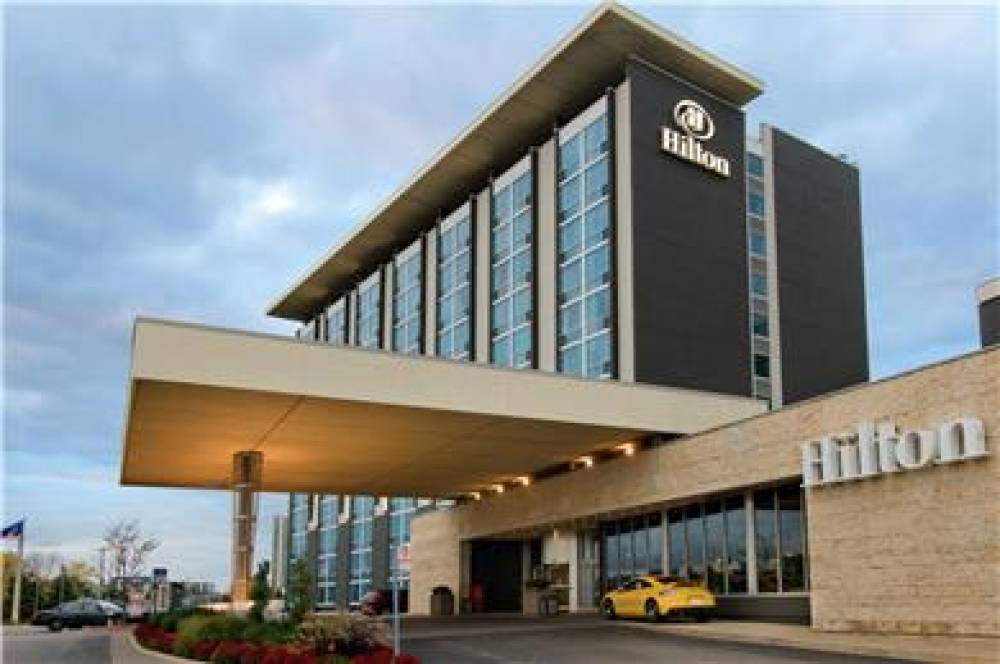 Hilton Toronto Airport Hotel &Amp; Suites