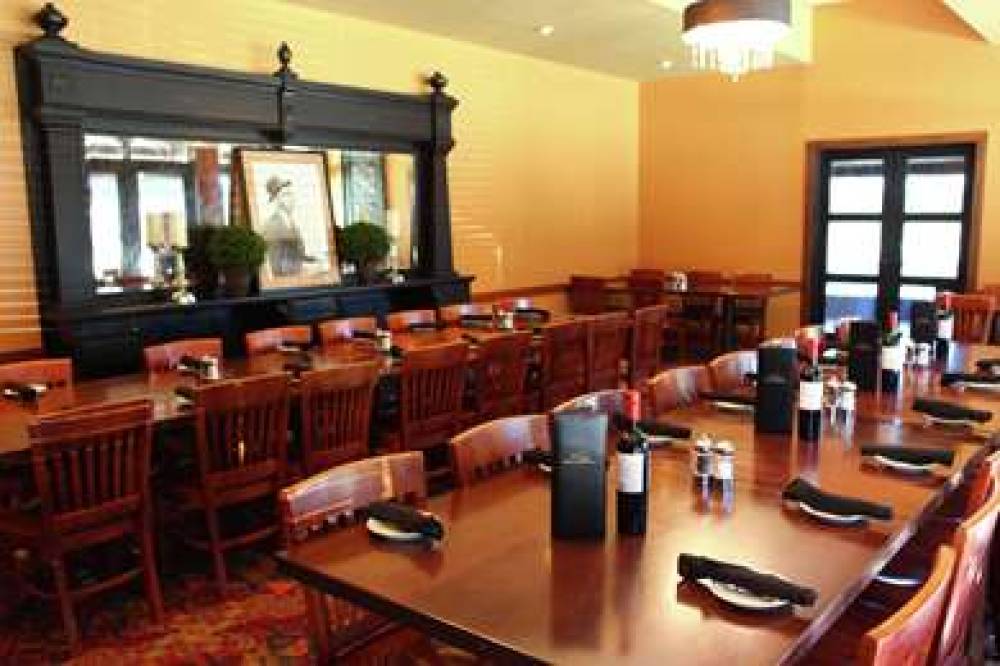 HLTN GARDEN INN DES MOINES AIRPORT 1