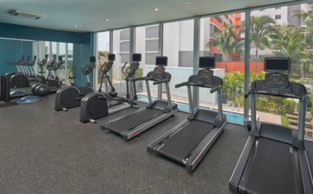 DOUBLETREE BY HILTON MIAMI NORTH 5