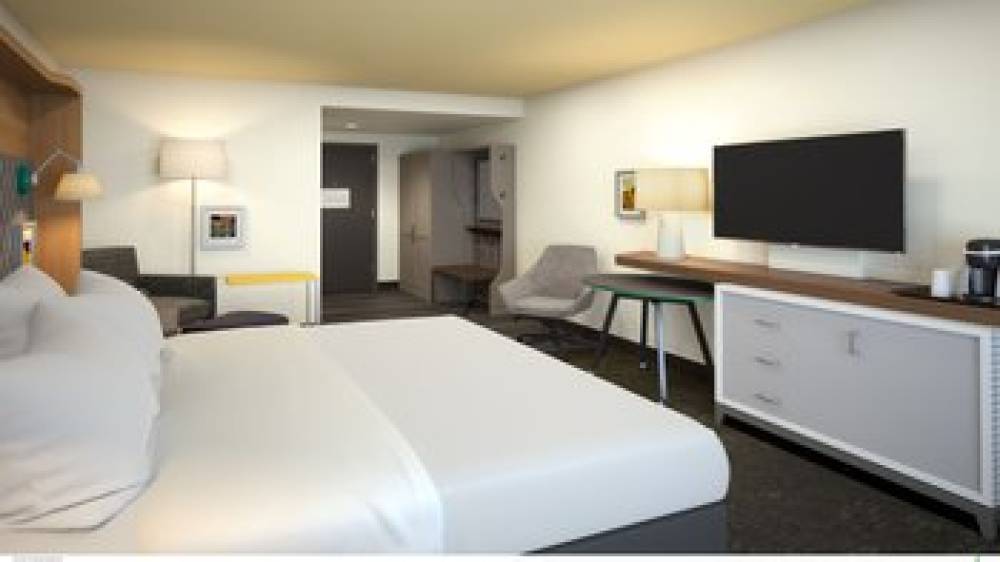 HOLIDAY INN AIRPORT AREA NORTH BY I 10