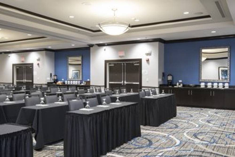 HOLIDAY INN AIRPORT 2