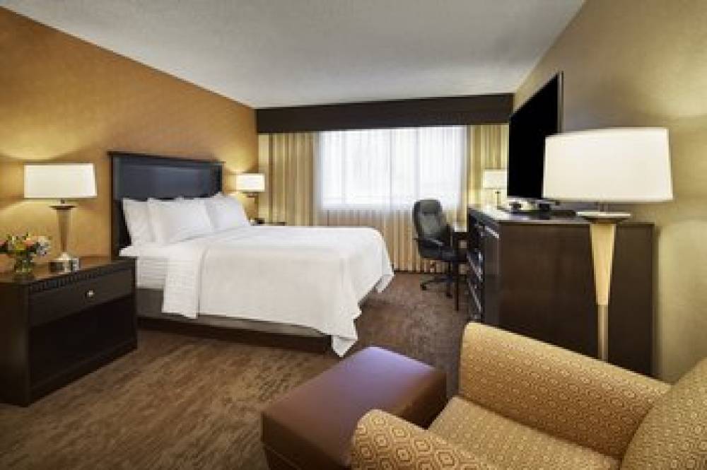 HOLIDAY INN ALEXANDRIA CARLYLE 8